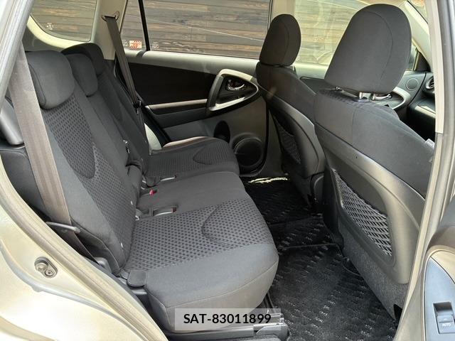 Toyota VANGUARD 2010-04 8221118-10