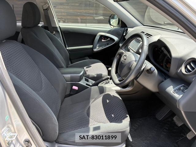 Toyota VANGUARD 2010-04 8221118-9