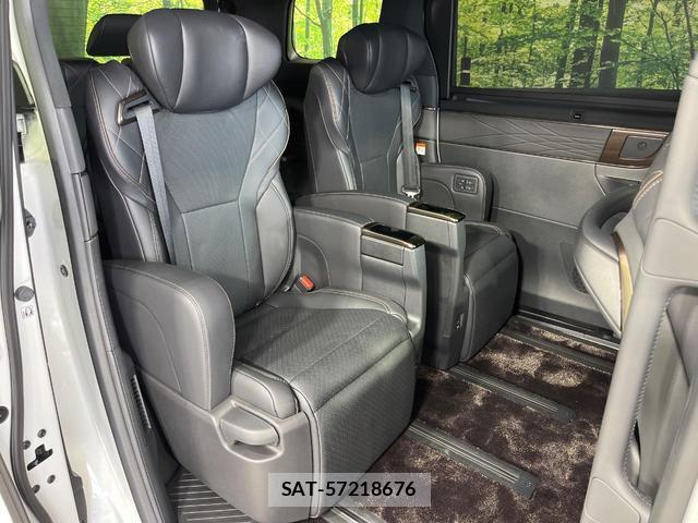 Toyota VELLFIRE 2024-04 8216675-8