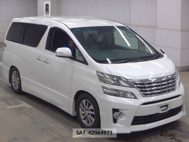Toyota VELLFIRE 2013-07 8217998-3