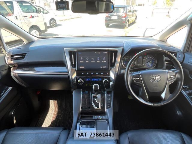 Toyota VELLFIRE 2018-10 8219666-1