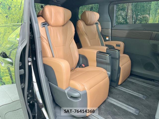 Toyota VELLFIRE 2023-11 8220119-8