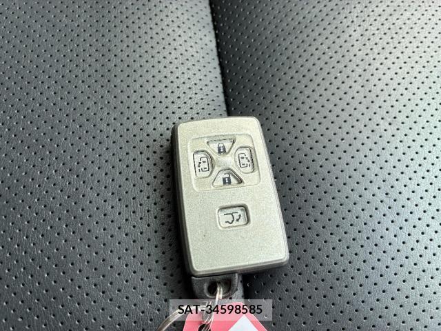 Toyota VELLFIRE 2014-03 8220453-8
