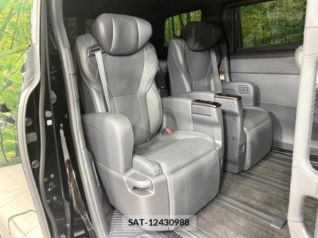 Toyota VELLFIRE 2023-07 8220932-8
