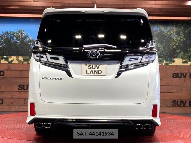 Toyota VELLFIRE 2022-11 8217297-14