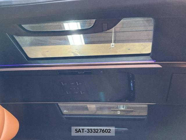 Toyota VELLFIRE 2025-05 8217304-2