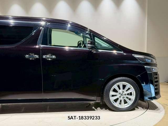 Toyota VELLFIRE 2019-05 8218133-12