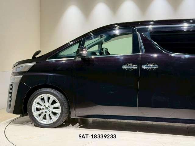 Toyota VELLFIRE 2019-05 8218133-14