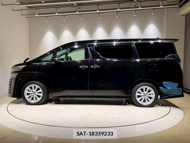 Toyota VELLFIRE 2019-05 8218133-3