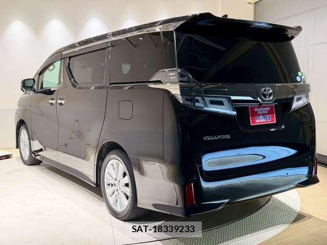 Toyota VELLFIRE 2019-05 8218133-8