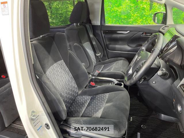 Toyota VELLFIRE 2015-06 8219081-6