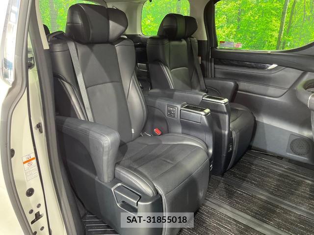 Toyota VELLFIRE 2019-01 8219120-7