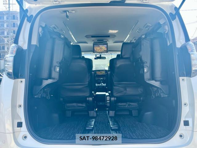 Toyota VELLFIRE 2016-04 8219219-19