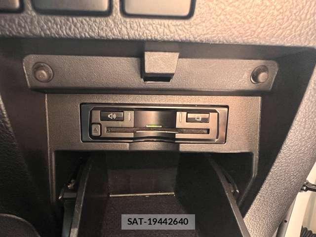 Toyota VELLFIRE 2018-09 8220648-14