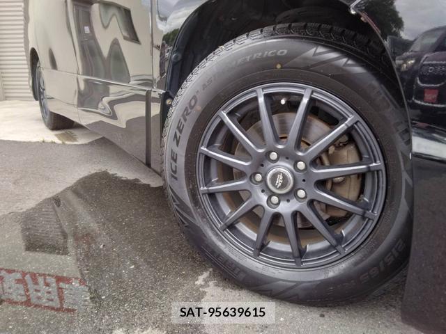 Toyota VELLFIRE 2013-06 8220904-9
