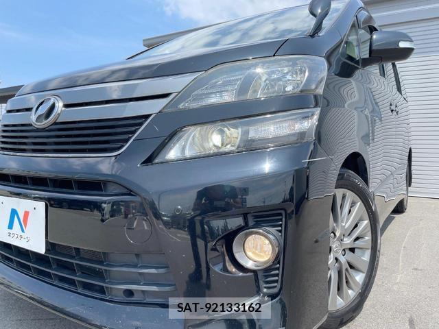 Toyota VELLFIRE 2014-08 8221194-7