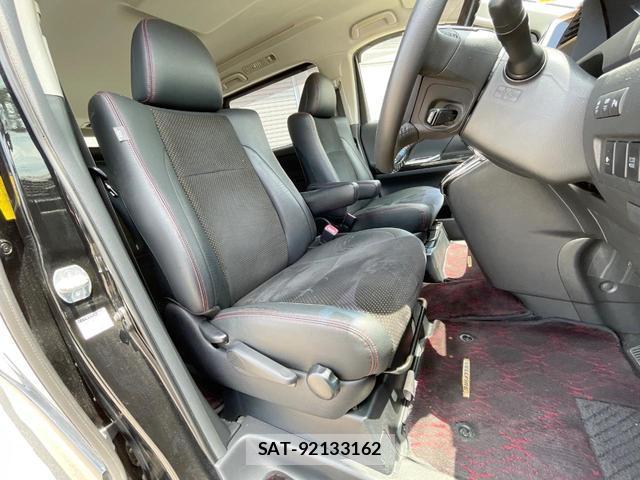Toyota VELLFIRE 2014-08 8221194-8