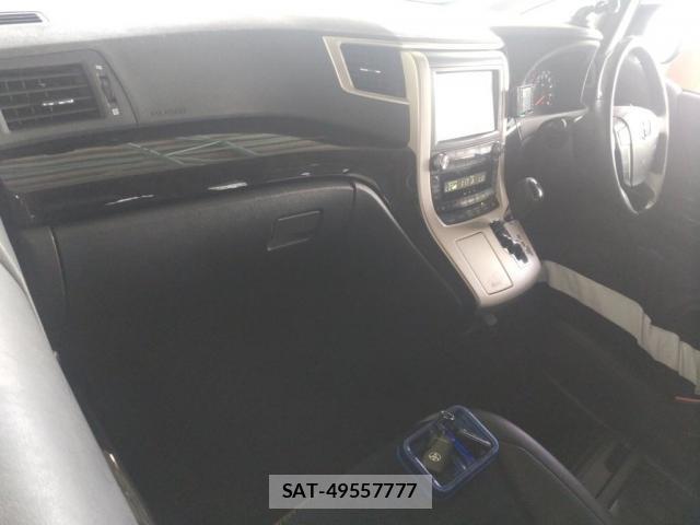 Toyota VELLFIRE 2013-10 8221419-2