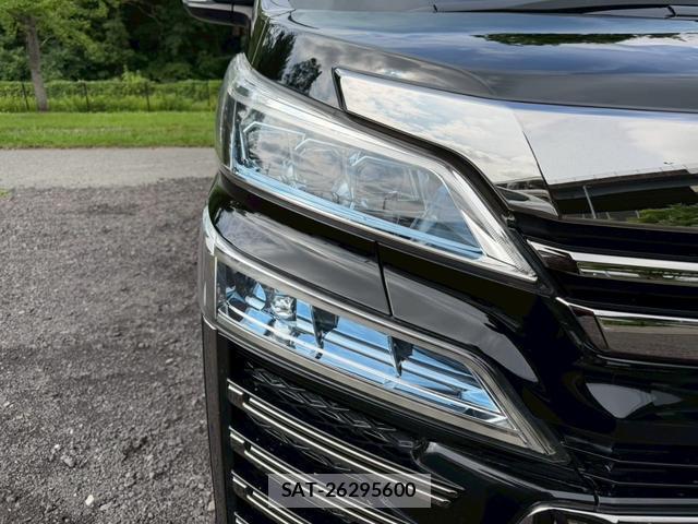 Toyota VELLFIRE 2018-10 8221472-11