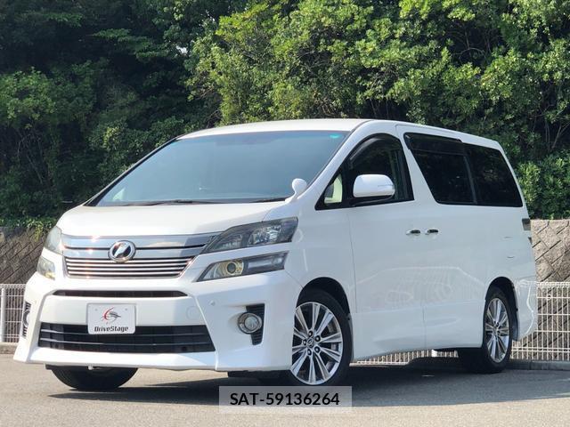 Toyota VELLFIRE 2013-09 8221832-0