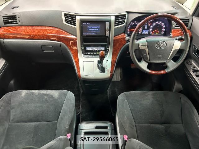 Toyota VELLFIRE 2009-08 8222520-6