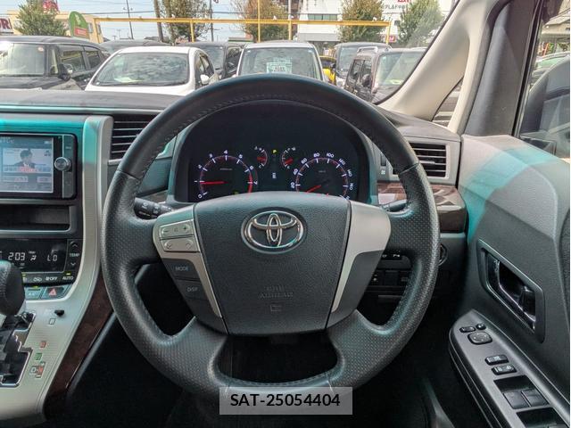 Toyota VELLFIRE 2012-11 8222895-17