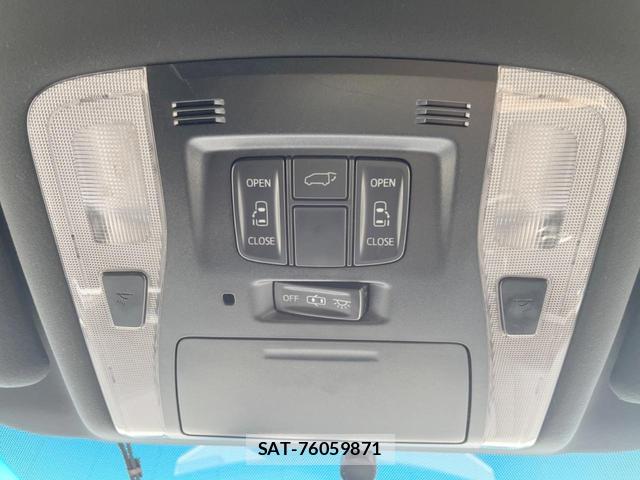 Toyota VELLFIRE 2017-05 8223086-5