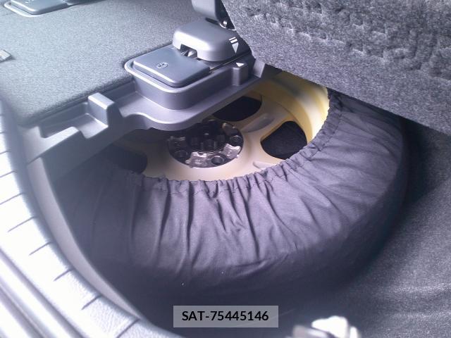 Toyota VELLFIRE 2025-01 8223236-16