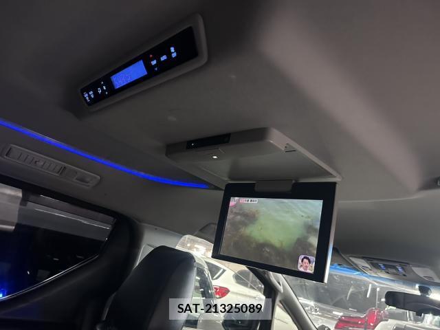 Toyota VELLFIRE 2015-05 8223627-11
