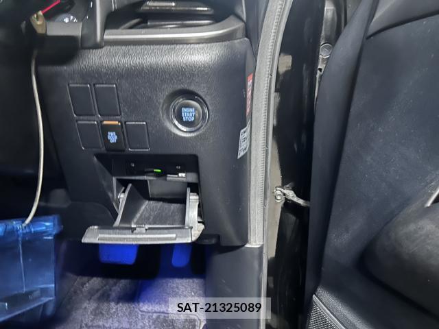 Toyota VELLFIRE 2015-05 8223627-13