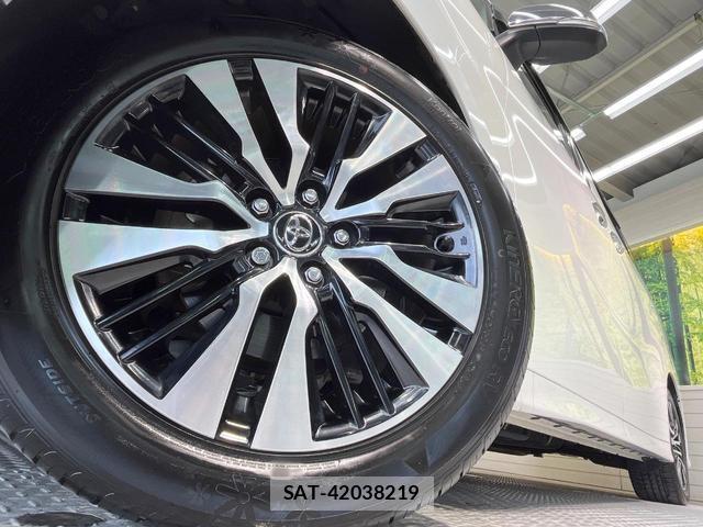 Toyota VELLFIRE 2018-07 8223988-13