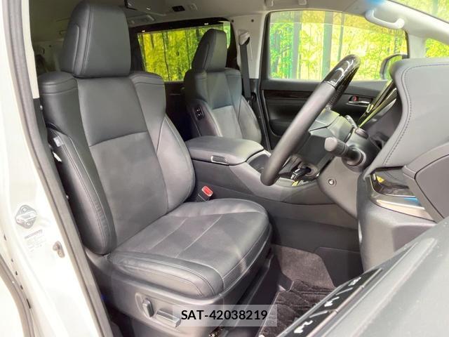 Toyota VELLFIRE 2018-07 8223988-7