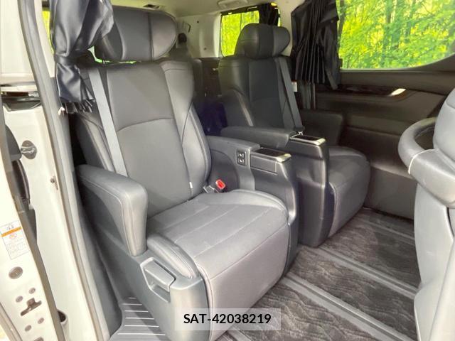 Toyota VELLFIRE 2018-07 8223988-8