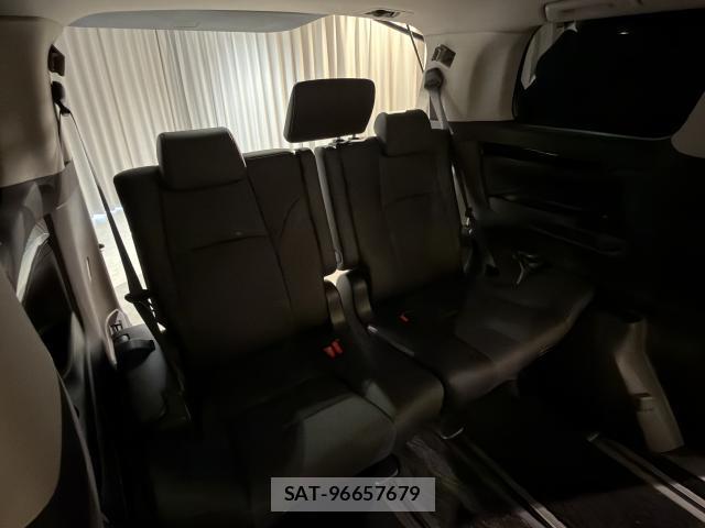 Toyota VELLFIRE 2018-04 8224144-7