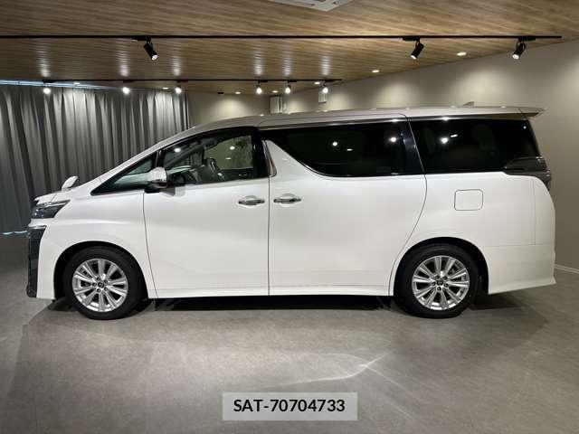 Toyota VELLFIRE 2019-09 8224146-11