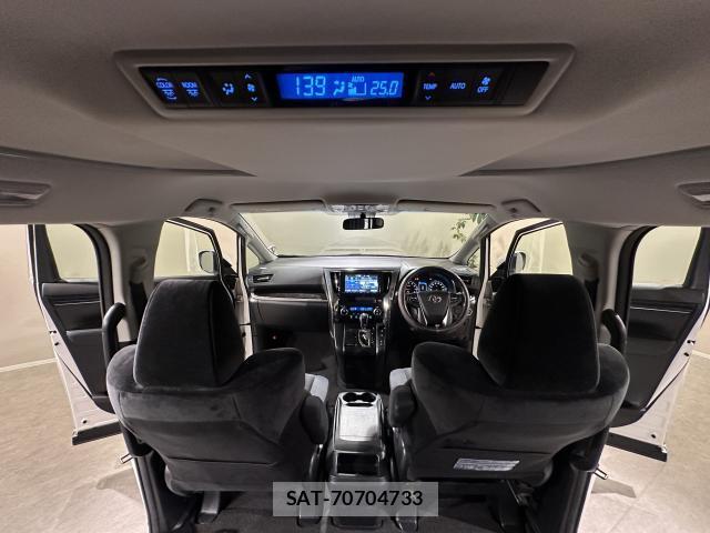 Toyota VELLFIRE 2019-09 8224146-2