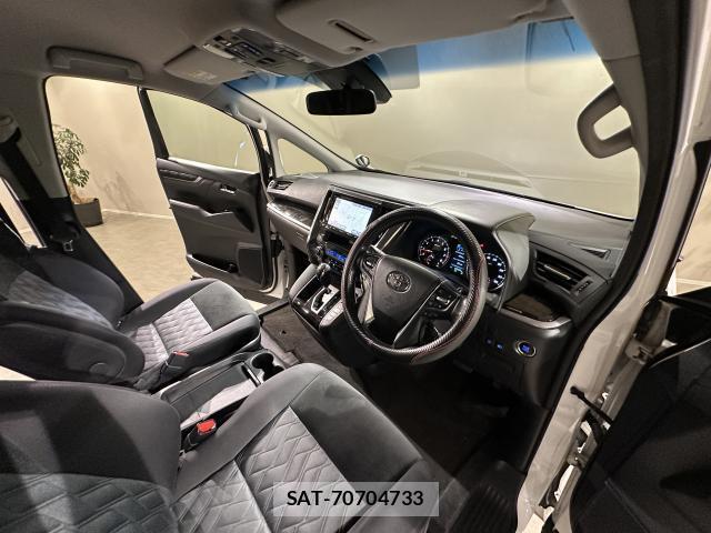 Toyota VELLFIRE 2019-09 8224146-5