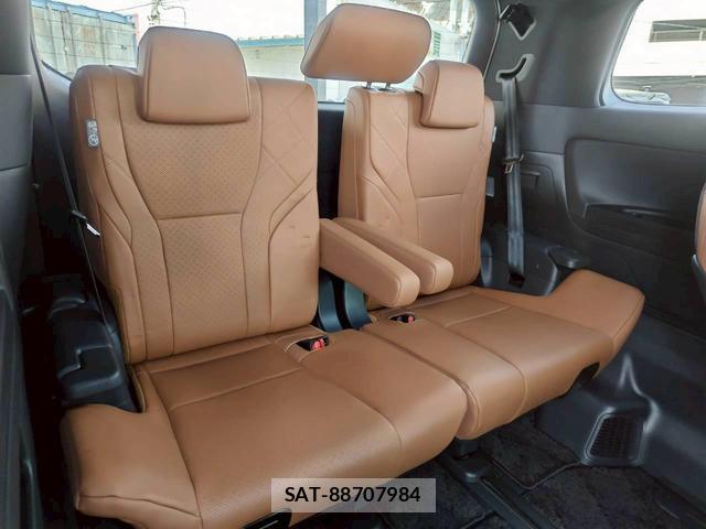 Toyota VELLFIRE 2025-06 8224173-12