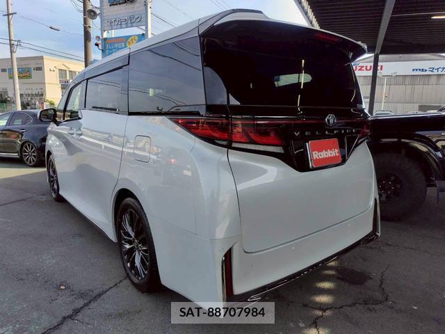 Toyota VELLFIRE 2025-06 8224173-6