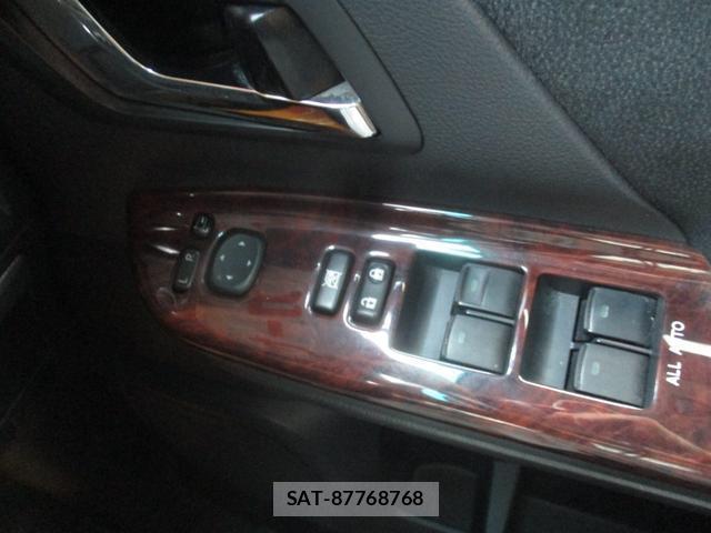 Toyota VELLFIRE 2012-10 8224285-12