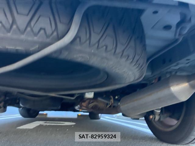Toyota VELLFIRE 2011-01 8224385-3