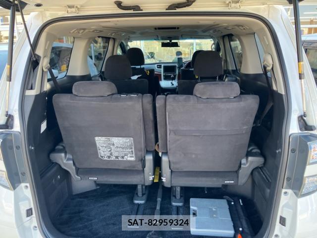 Toyota VELLFIRE 2011-01 8224385-8