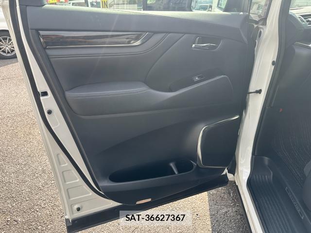 Toyota VELLFIRE 2016-11 8224446-19
