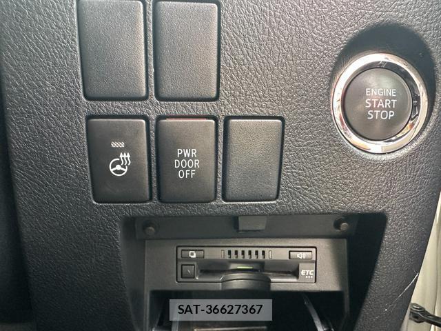 Toyota VELLFIRE 2016-11 8224446-6