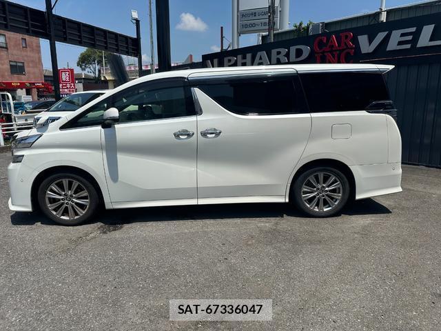 Toyota VELLFIRE 2017-04 8224448-19