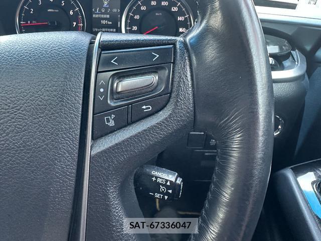 Toyota VELLFIRE 2017-04 8224448-6