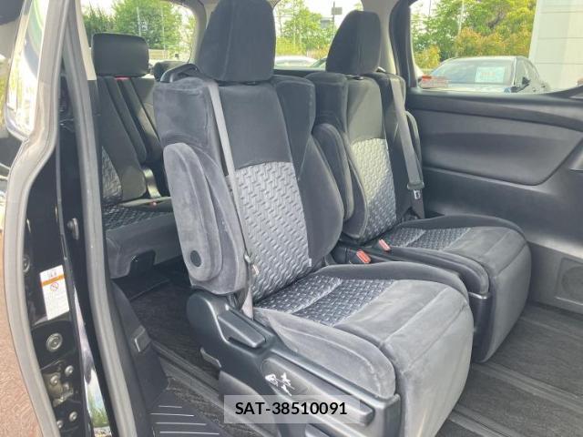 Toyota VELLFIRE 2016-09 8225187-4