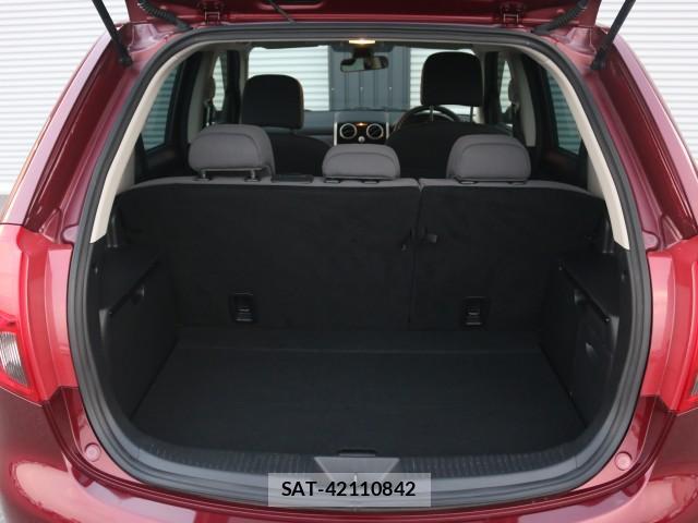 Mazda VERISA 2013-03 8217265-18