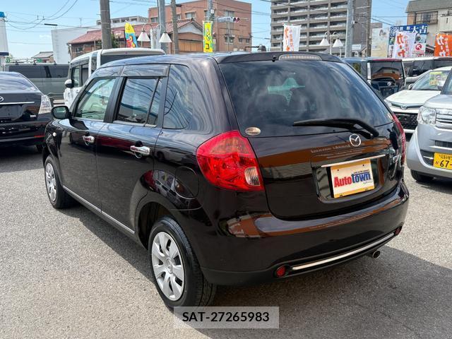 Mazda VERISA 2013-02 8220692-2