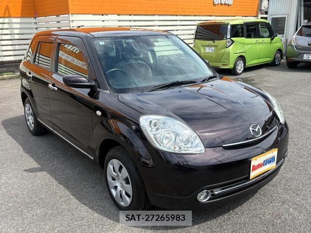 Mazda VERISA 2013-02 8220692-3
